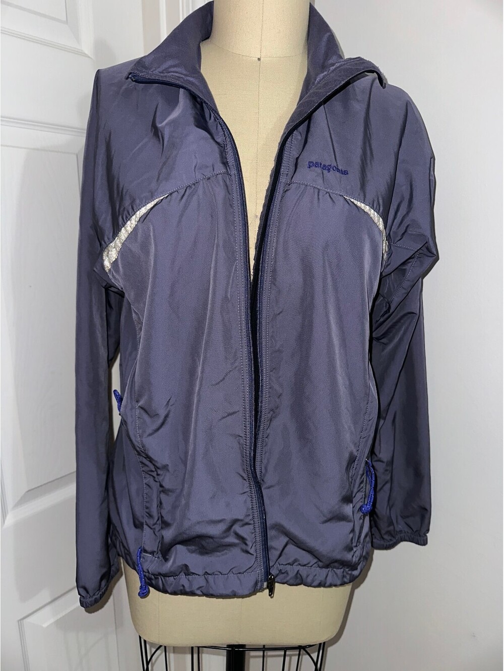 Ladies Patagonia Hiking Jogging Windbreaker Jacket M